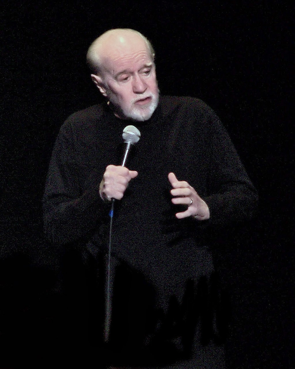 George Carlin performing stand up comedy in April 2008.