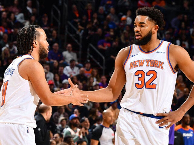 Brunson, Towns combine for 70 as Knicks beat Suns for 4th straight win |  theScore.com