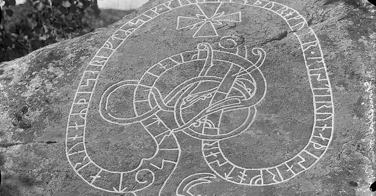 A Guide to Icelandic Runes | Guide to Iceland