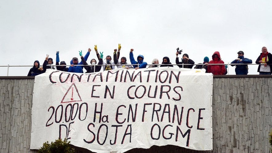 Des Faucheurs volontaires de l'Aude occupent l'usine Monsanto de Trèbes ...