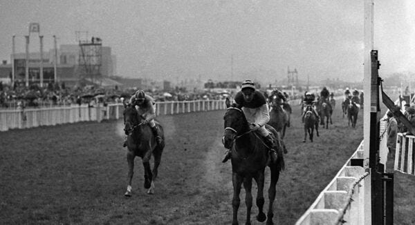 A Grand National, and commentary, that survives the test of time