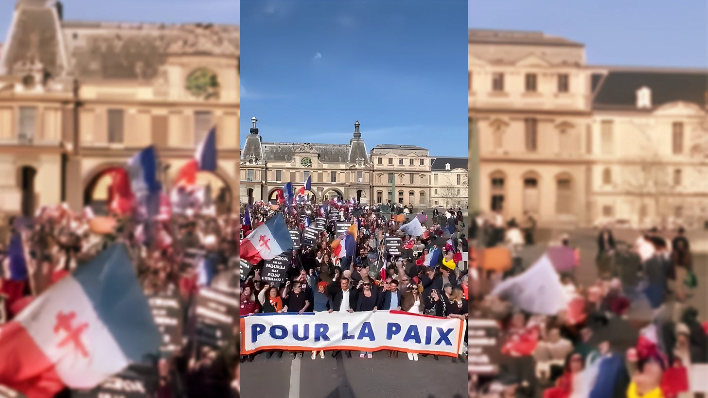 Párizs lángokban áll: Franciák ezrei az utcákon Macron ellen és Ukrajnának nyújtott segélyek ellen! (Videó)