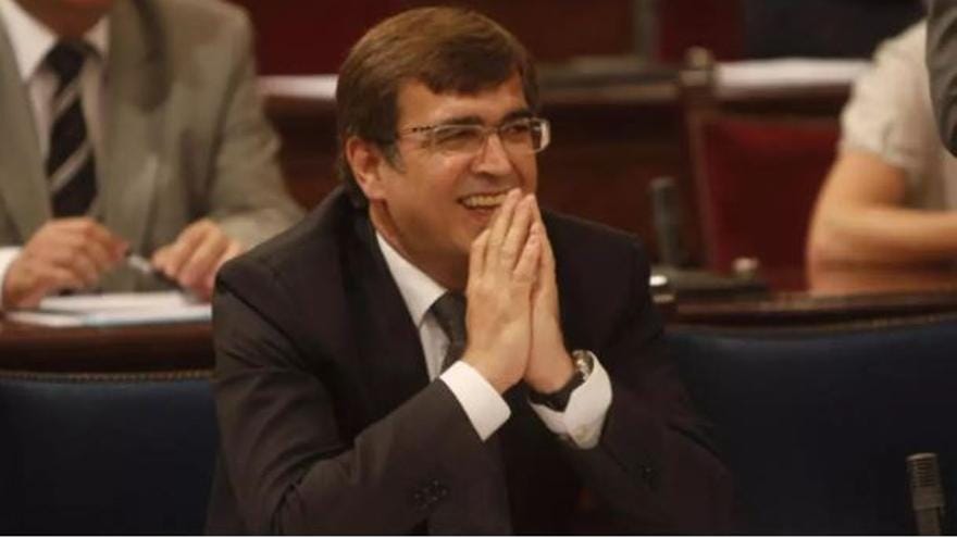 Francesc Antich durante un pleno del Parlament.