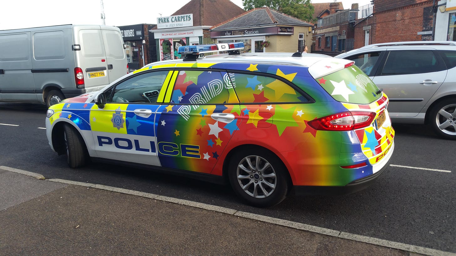UK Police showing Pride ahead of the weekend : r/pics