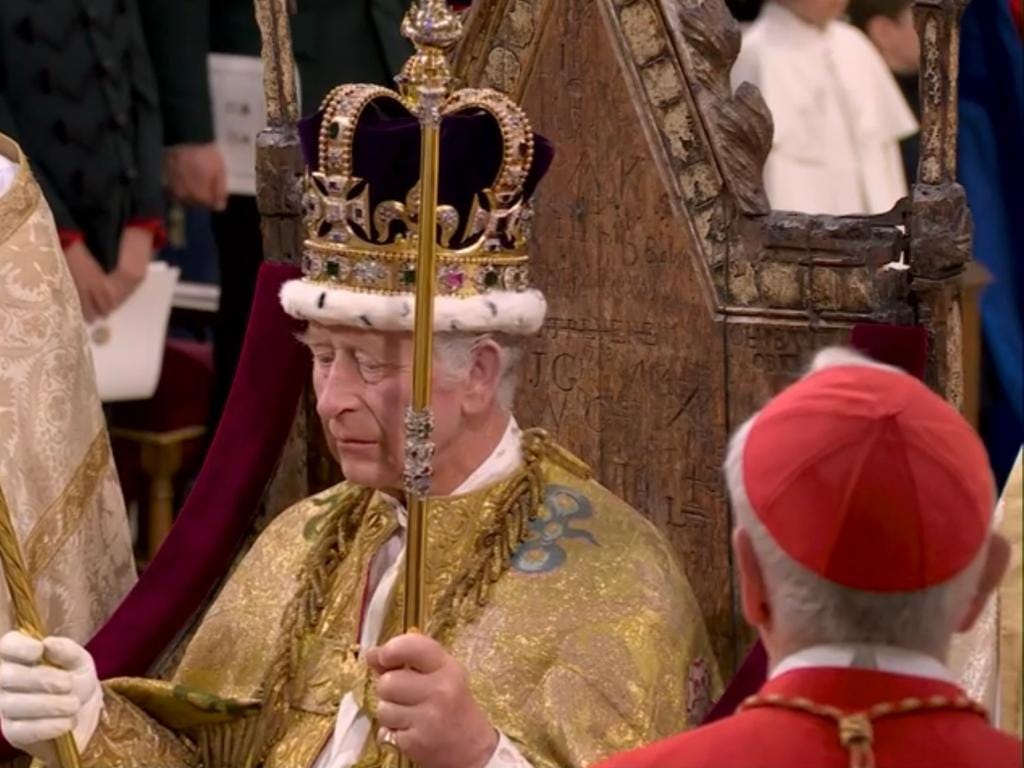 Cardinal Nichols on Twitter: "Invoking God's blessing on King Charles III  at the #Coronation God save the King! https://t.co/mOyafPNDh1" / Twitter