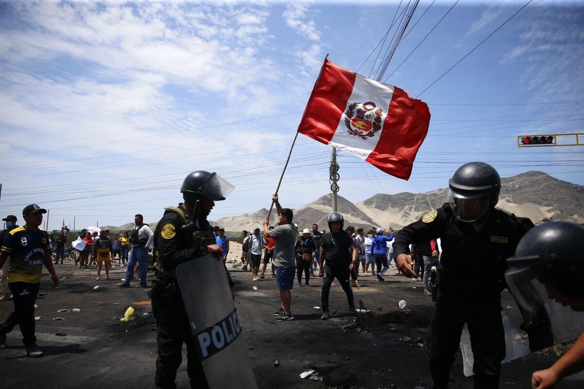 Protestas en Perú: carreteras bloqueadas, paro y represión en las  manifestaciones continúan en el país - Infobae