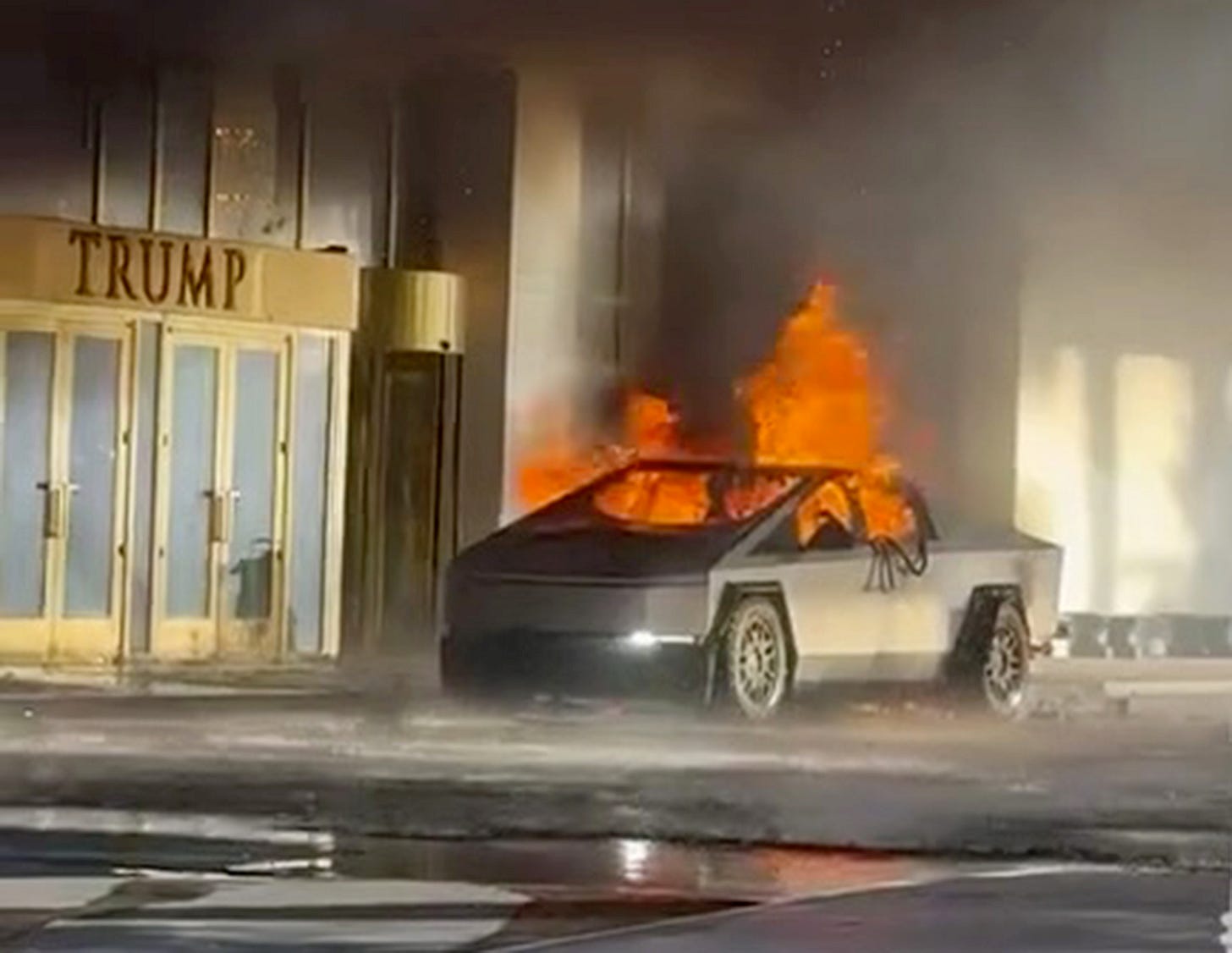 Suspect in Cybertruck explosion at Trump hotel ID'd as Matthew  Livelsberger, an Army soldier - The Washington Post