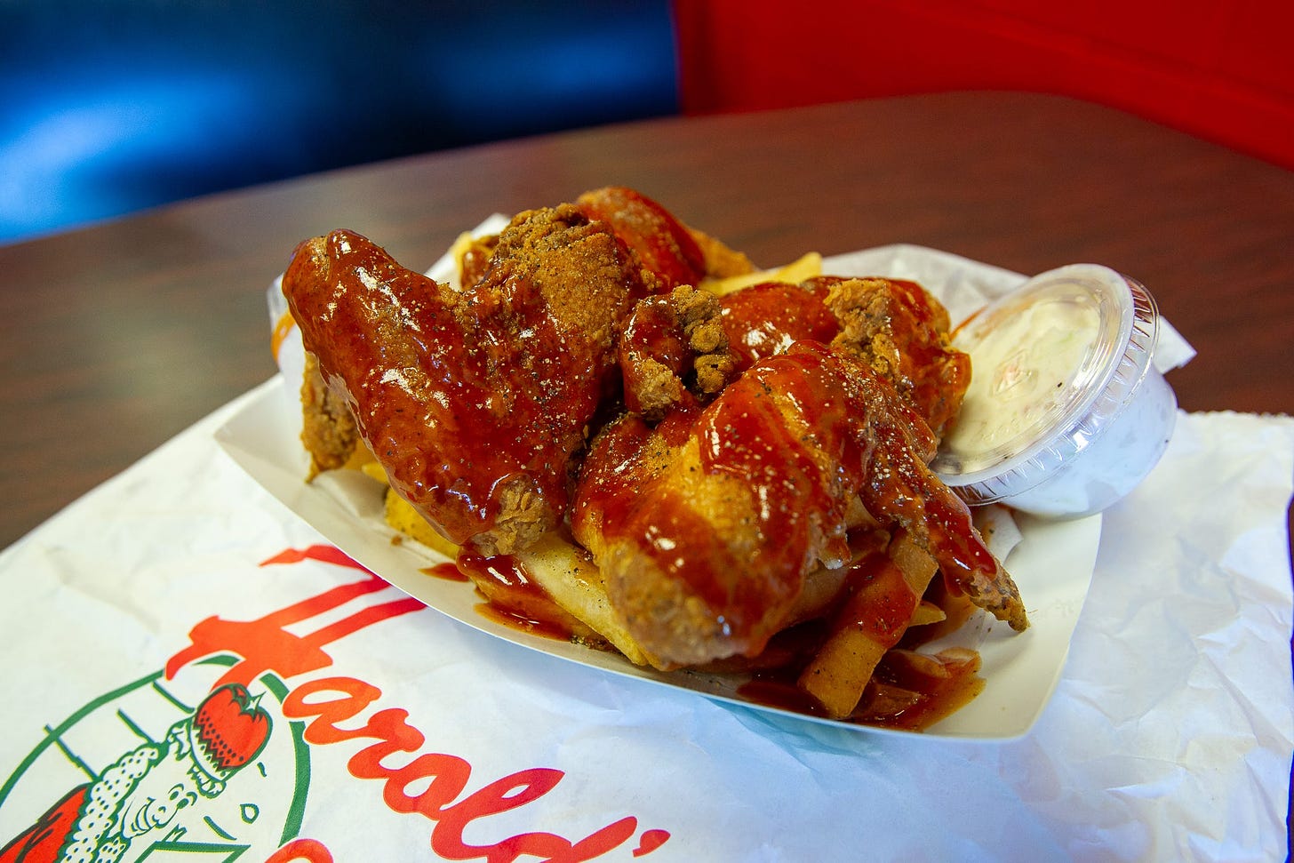 Harold's Chicken opens in south Phoenix. Here's what to expect