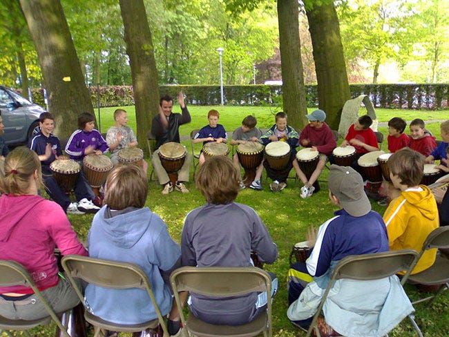 What is a Drum Circle? - Afrodrumming