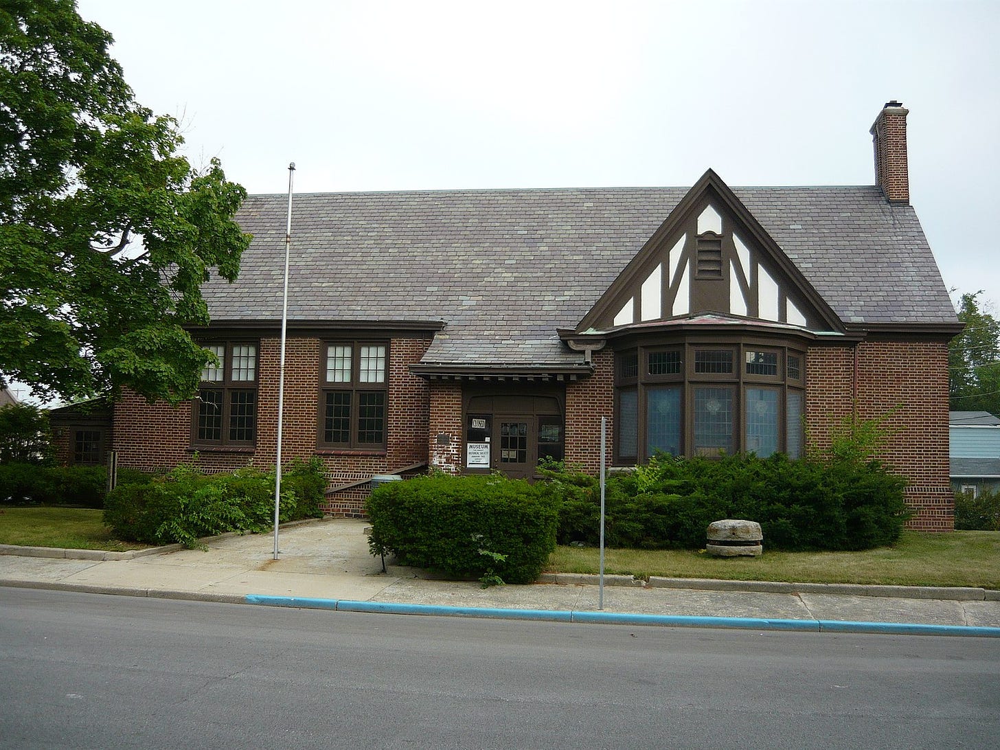 Image of the Hobart, Indiana, Carnegie Library