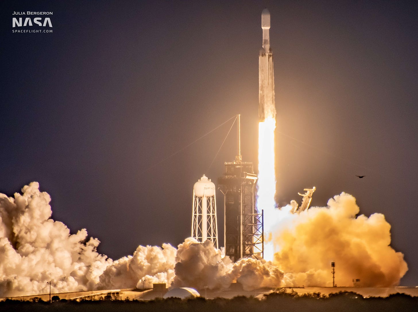 SpaceX Falcon Heavy launches USSF-67 from 39A - NASASpaceFlight.com