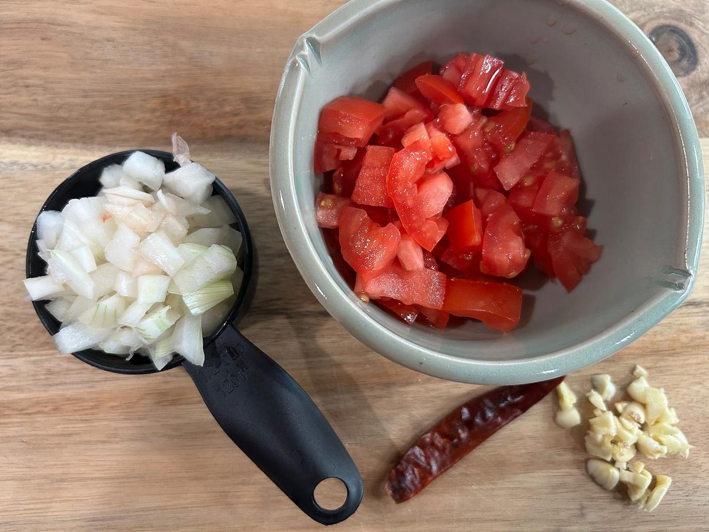 Chopped onions, tomatoes, garlic