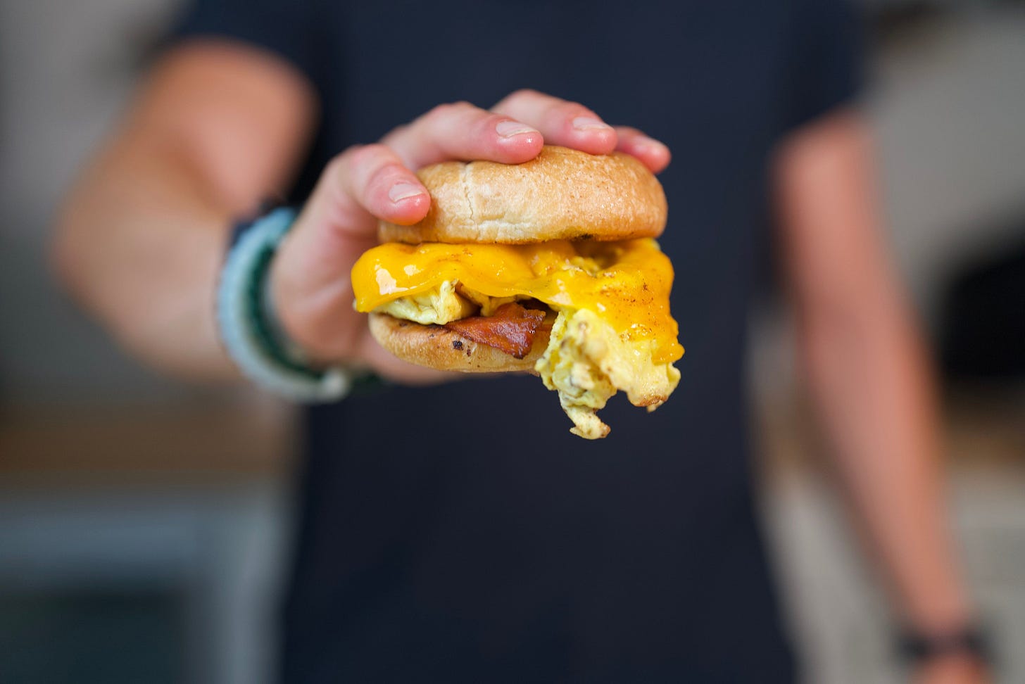 Bacon, Egg and Cheese Breakfast Sandwich on 0g Net Carb Burger Bun from  Hero Bread™