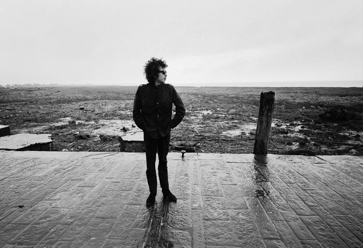 Nothing Seems As Pretty As The Past: Photoshoot: Bob Dylan by Barry Feinstein