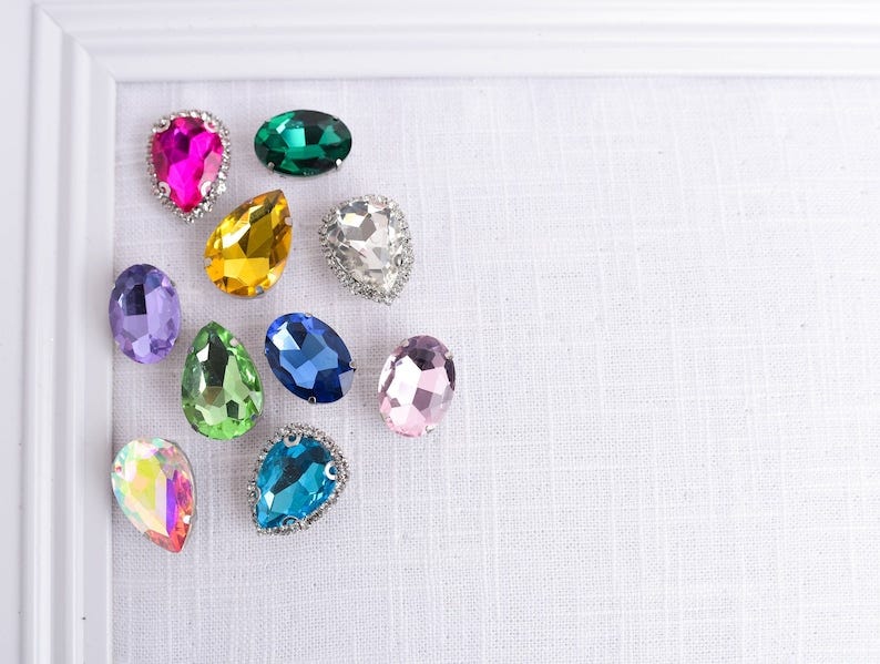 Large Gem Push Pins, Assorted Glam Rhinestone Jewel Thumb Tacks, Wedding Bulletin Board Pins, Sparkly Diamond Bling, Color/Style Will Vary Push Pins