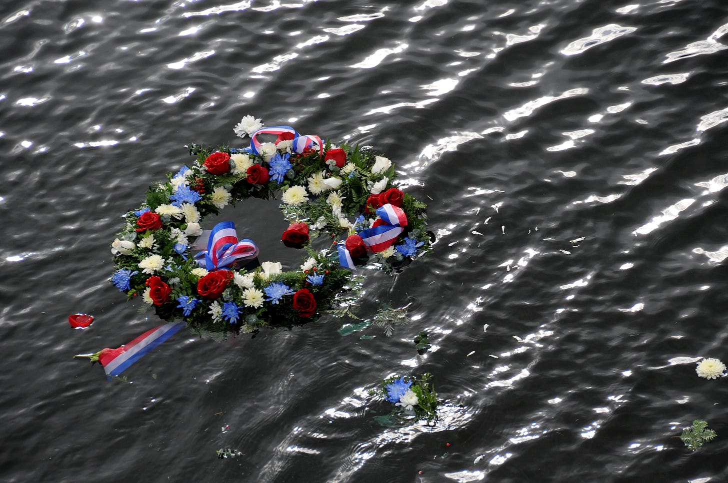 DVIDS - Images - Ceremonial wreath laid in the water during Pearl Harbor  memorial ceremony [Image 7 of 8]