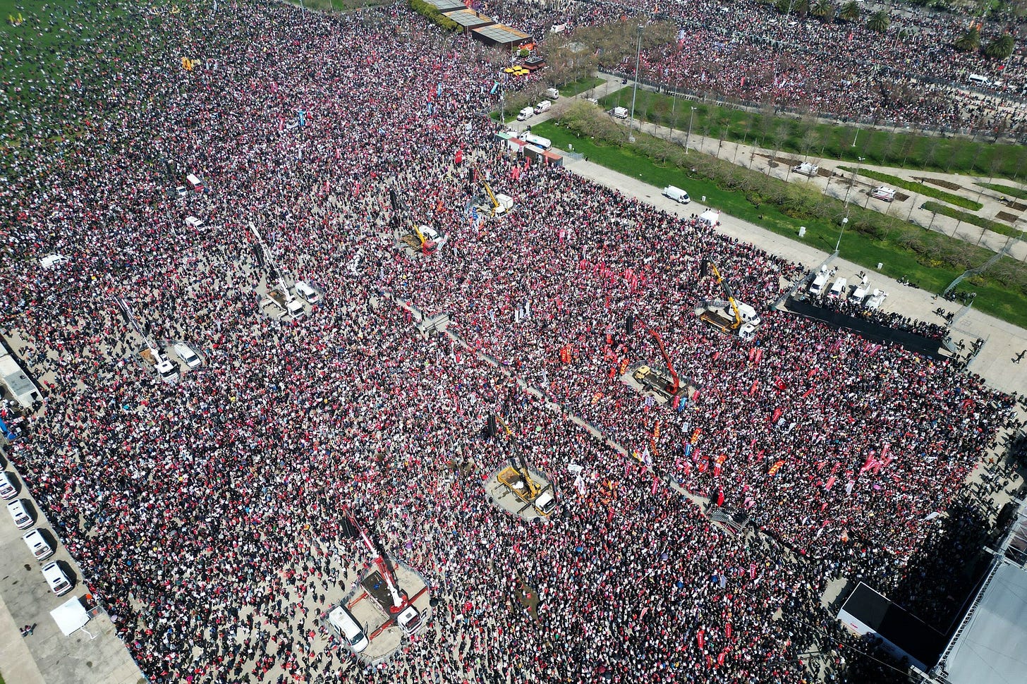 Hundreds of thousands, maybe millions, gather at Istanbul rally to ...