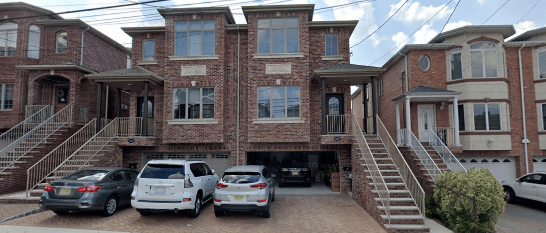 Tuck-under duplexes in Palisades Park, NJ (Google Streetview)