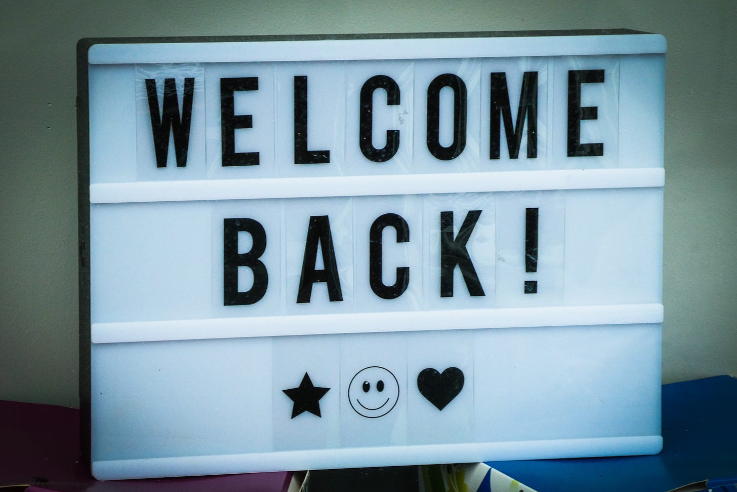 Lightbox saying "welcome back"