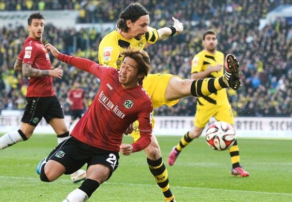 Borussia Dortmund beats hannover soccer 2015