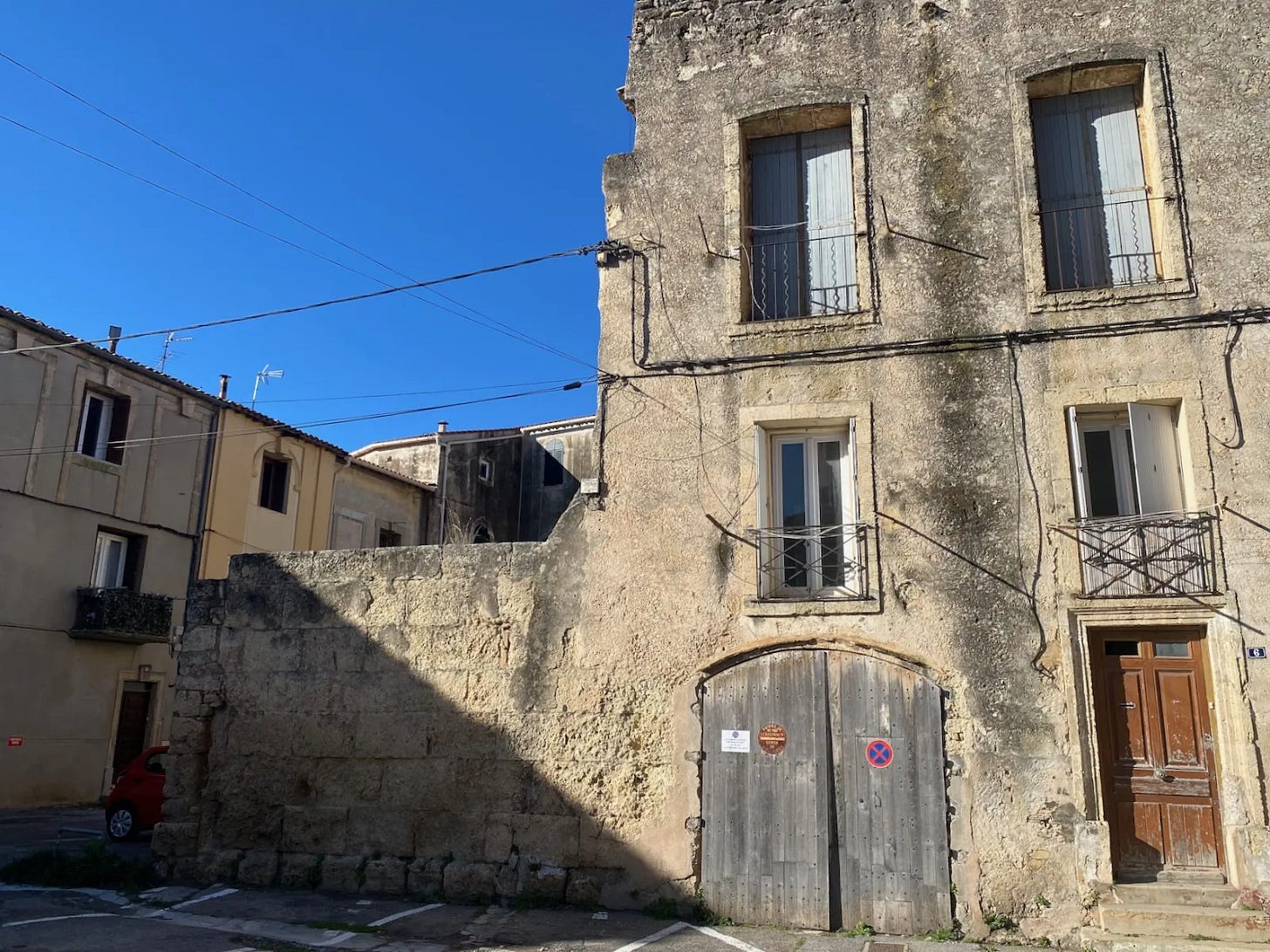 Poussan Poussan