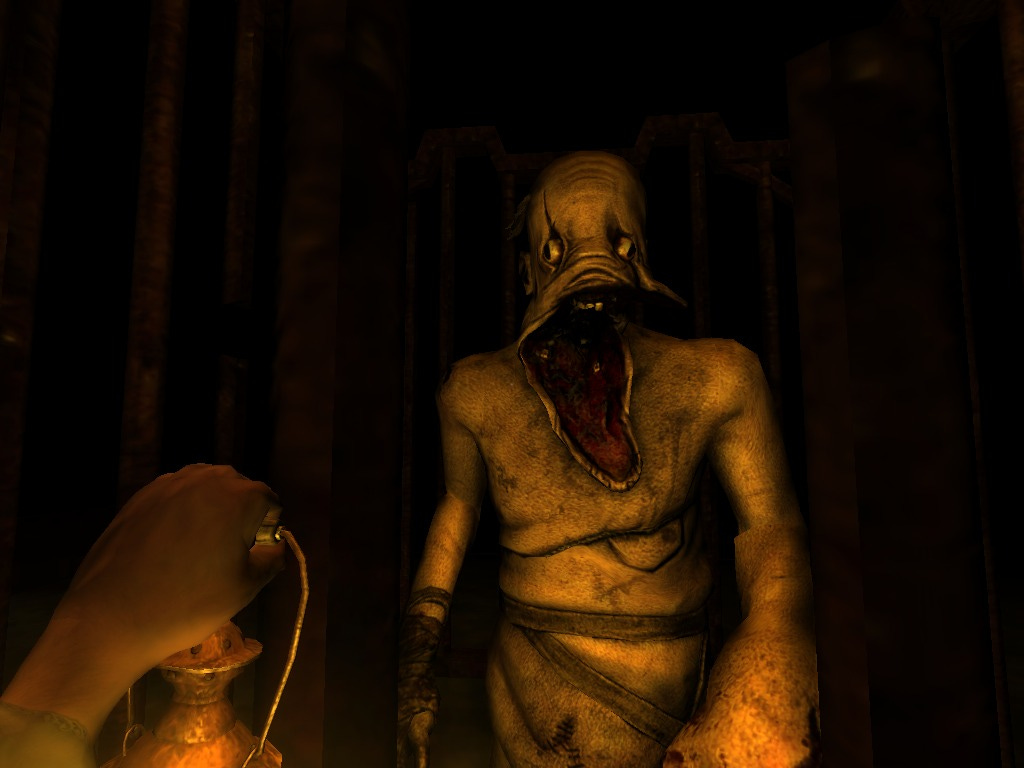 A screenshot of the grunt from Amnesia: the Dark Descent and its weird hanging jaw.