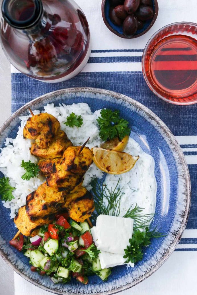 Mediterranean chicken kebab bowl with rosé