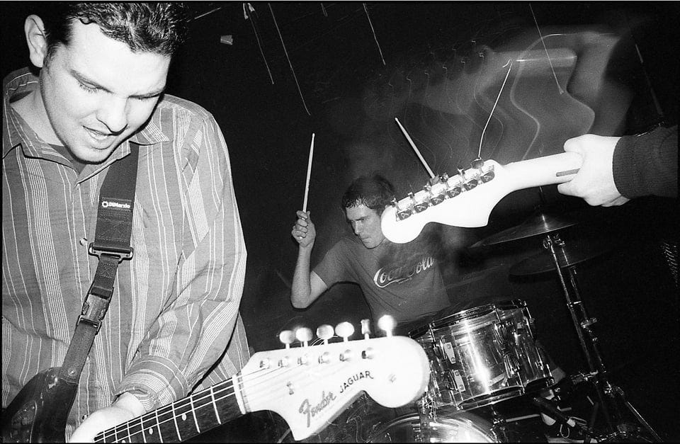 Antarctica's Eric Richter plays guitar live at new York's wetlands in 1999. shoegaze. emo. synth.