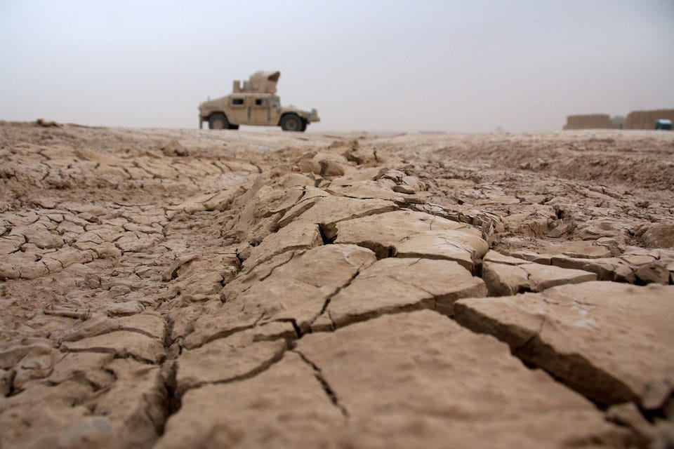 How does war contribute to climate change? - CEOBS