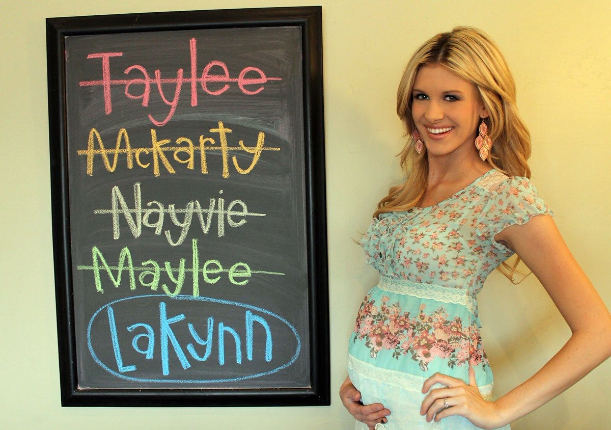 Baby Name Meme" Mom McKinli Hatch Is Winking At The Trolls With An All-New  Name Reveal
