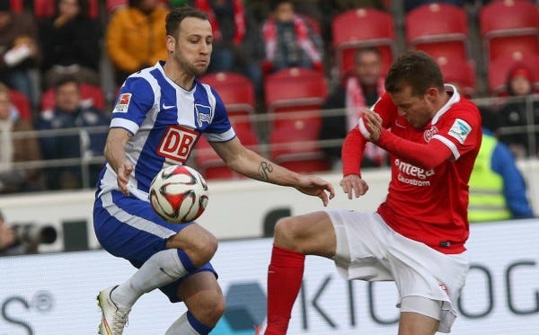 hertha berlin beats mainz soccer bundesliga 2015 images