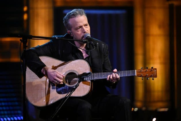 Watch Jason Isbell Debut Acoustic Number 'Ride to Robert's' on 'Fallon'