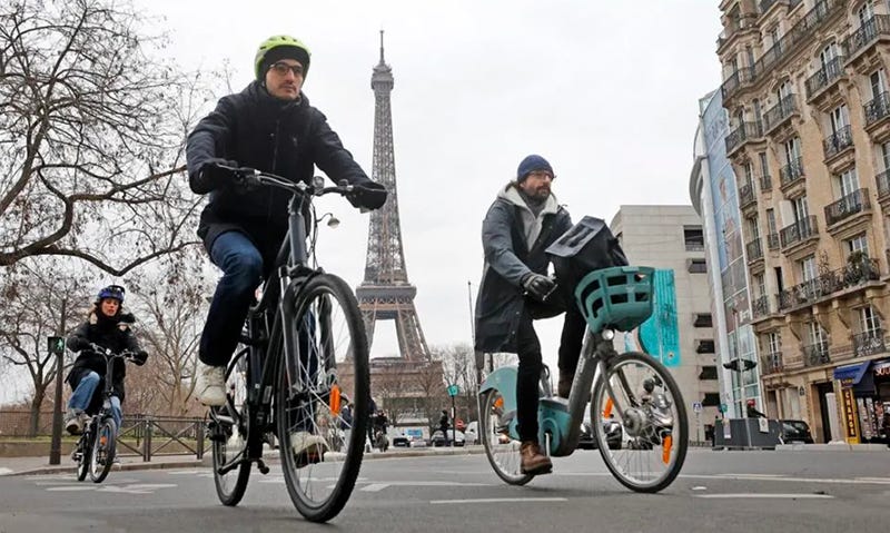 People biking in Paris