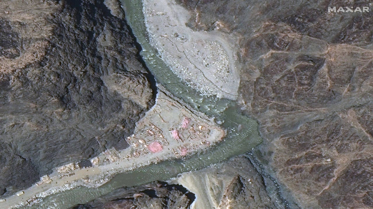 India China Border: Satellite images show buildup on both sides of  India-China border | India News - Times of India