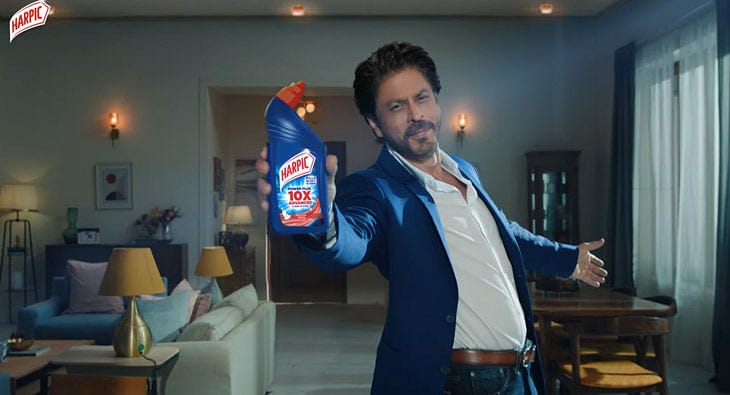 Harpic ropes in Shah Rukh Khan as its brand ambassador