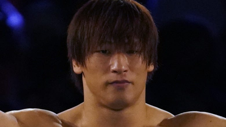 Kota Ibushi posing in the ring