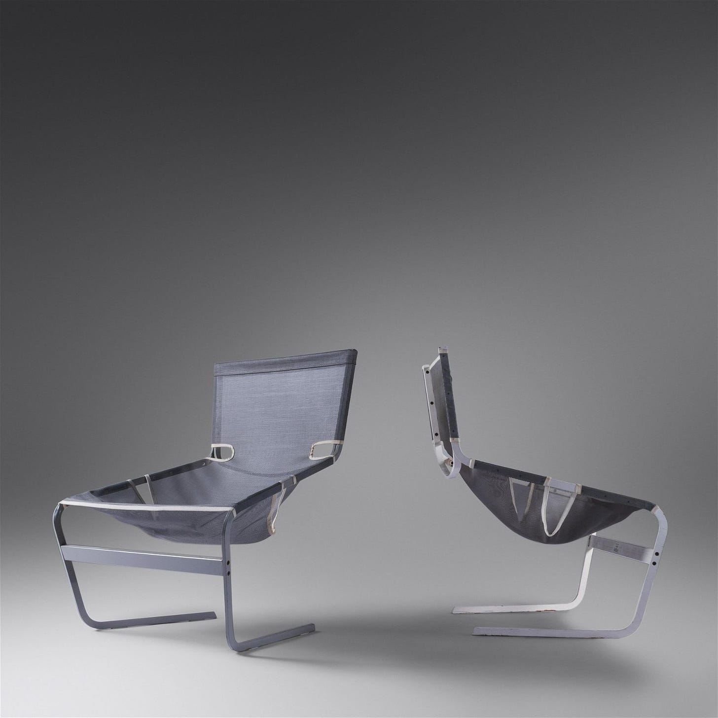 Pierre Paulin (1927-2009) Pair of Lounge Chairs, model F-444 Artifort, Netherlands