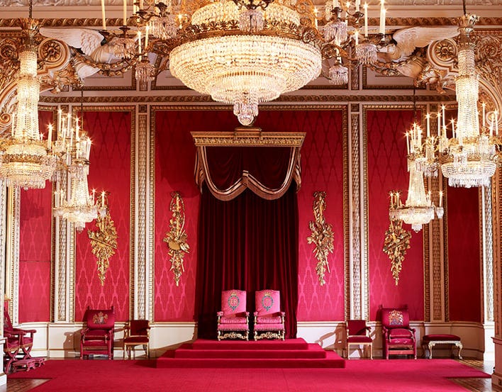 Visit Buckingham Palace