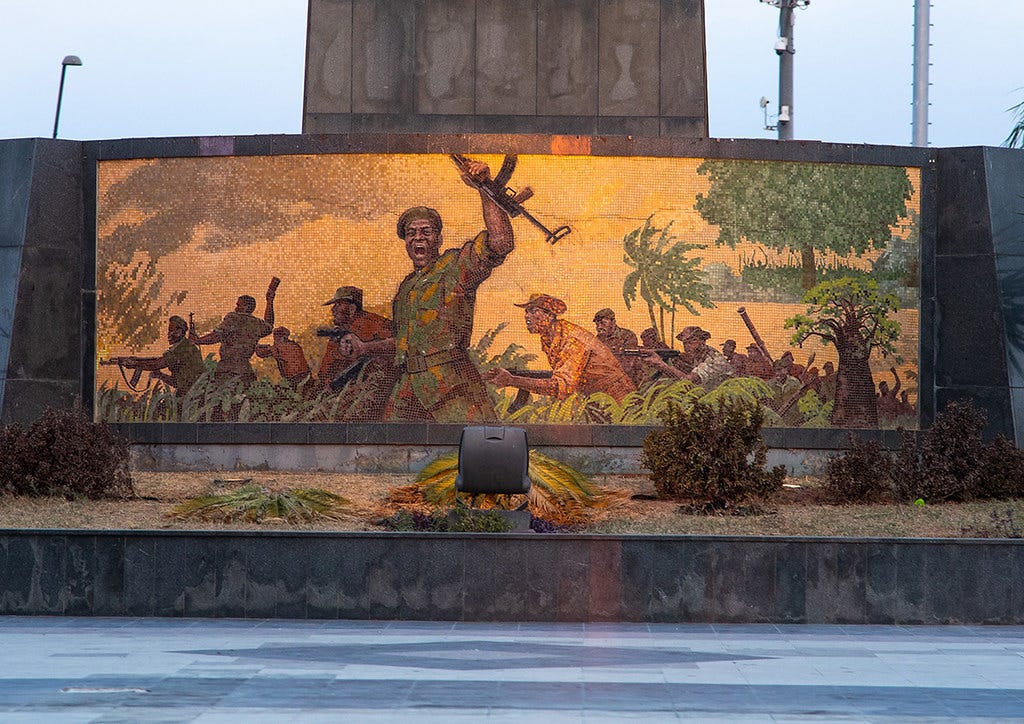 Civil war mosaic fresco in the city, Luanda Province, Luan… | Flickr
