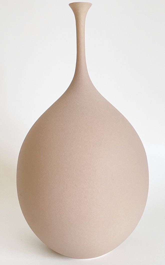 pod ceramic in dusty pink