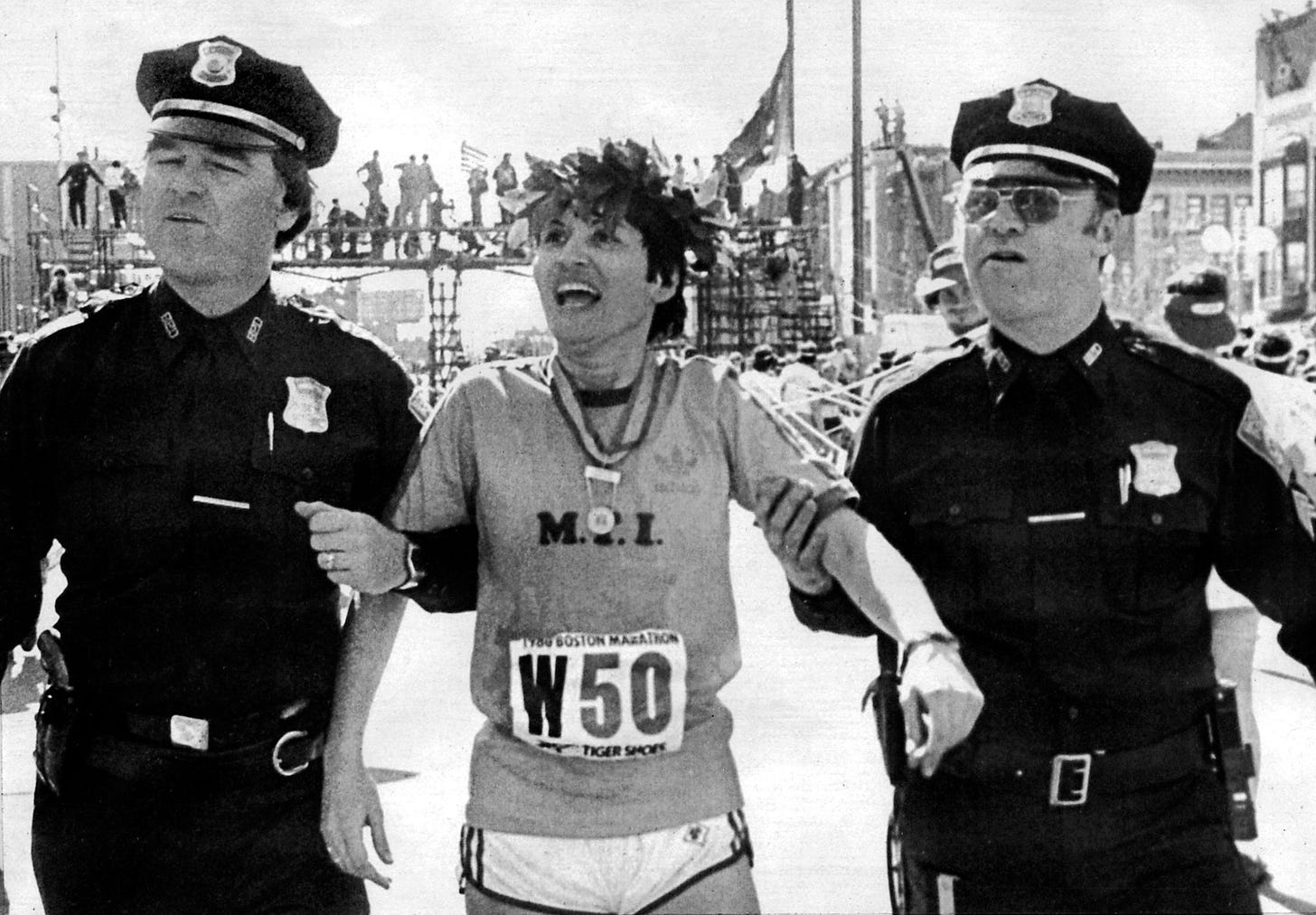 Rosie Ruiz, Who Faked Victory in Boston Marathon, Dies at 66 - The New York  Times