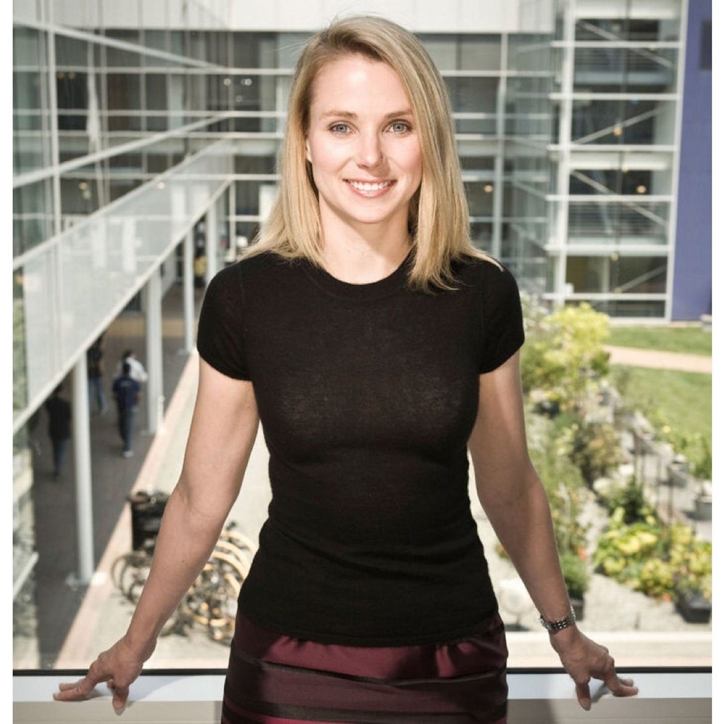 Yahoo CEO Marissa Mayer Announces Pregnancy, Says She Will Take "Limited  Time Away" | Glamour