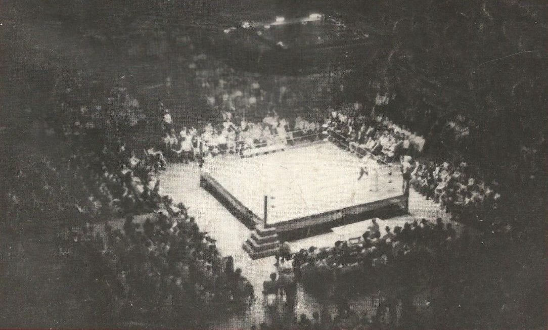 Wrestling ring - Wikipedia