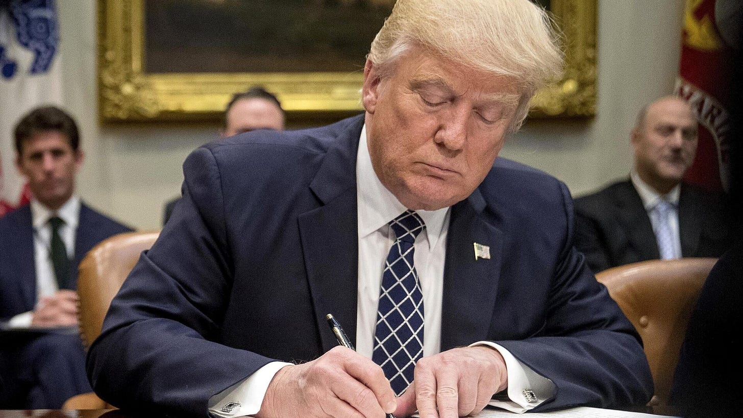  President Donald Trump signs an executive order in the Roosevelt Room of the White House in Washington, April 25, 2017. - Sputnik International, 1920, 20.01.2025