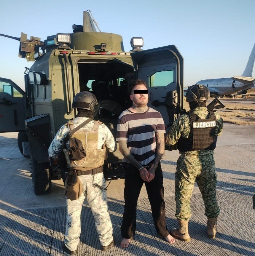 Mexican Army & Marines arrest cartel regional leader known as "El Ricky" in Nuevo Laredo on Monday, February 3, 2025.