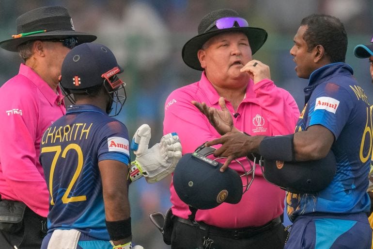 Sri Lanka's Angelo Mathews becomes cricket's first 'timed out' dismissal |  ICC Cricket World Cup News | Al Jazeera