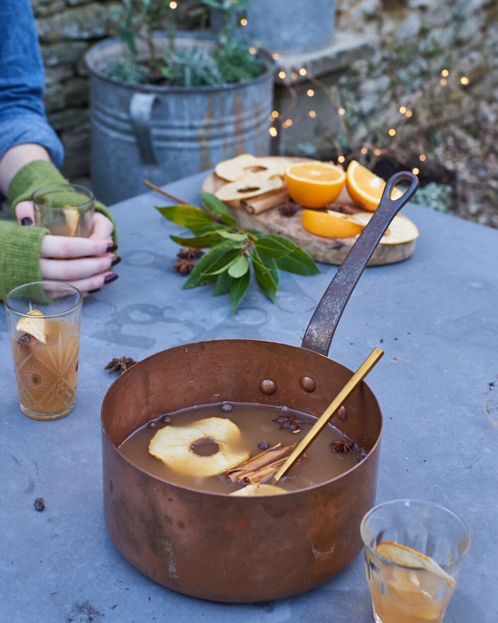 Mulled apple rum punch side shot CREDIT Kathy Slack.jpg