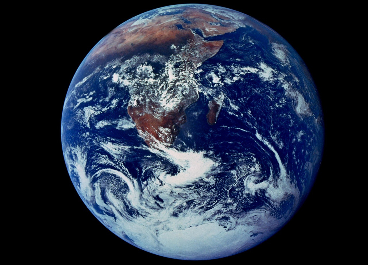 The Blue Marble Shot: Our First Complete Photograph of Earth ...