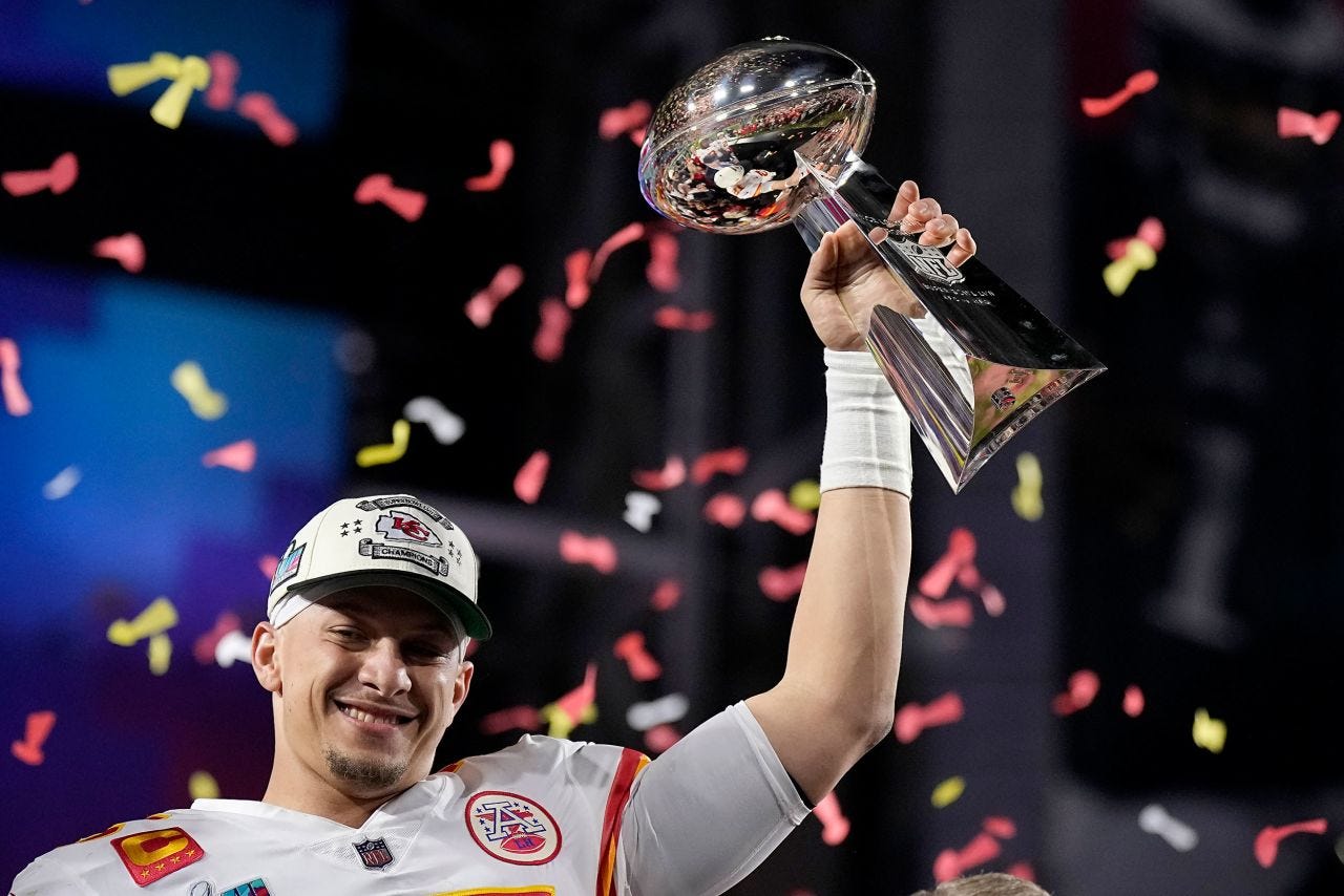 Super Bowl LVII takeaways: NFL MVP Patrick Mahomes leads Kansas City Chiefs  to 38-35 win over Philadelphia Eagles in classic title game | CNN