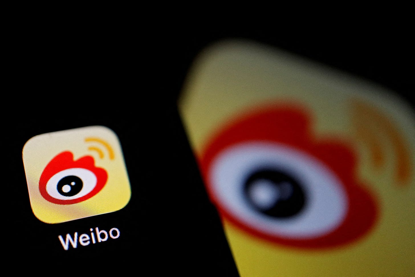 China's Weibo shows user locations to combat 'bad behaviour' | Reuters